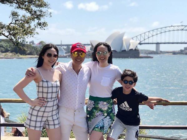 Ái nữ nhà Chân Tử Đan: 14 tuổi được nhiều công ty giải trí săn đón